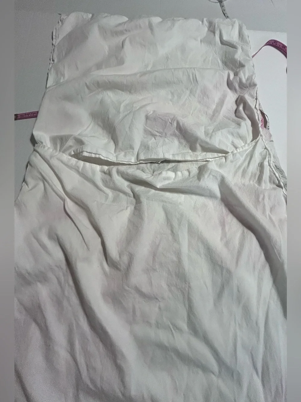 King Pillow Sham (1) Large Rose Pattern Linen Blend King  Sham. Envelope Closure